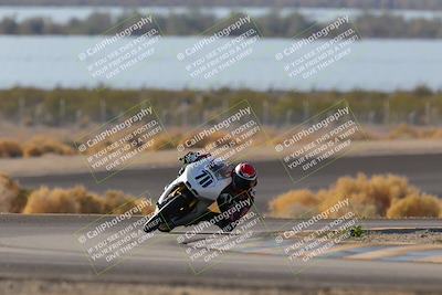 media/Dec-18-2022-SoCal Trackdays (Sun) [[8099a50955]]/Turn 14 (940am)/